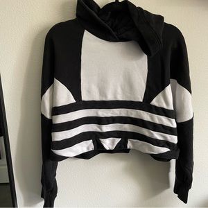 Cropped hoodie